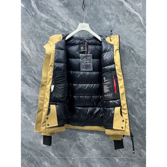 Moncler M030