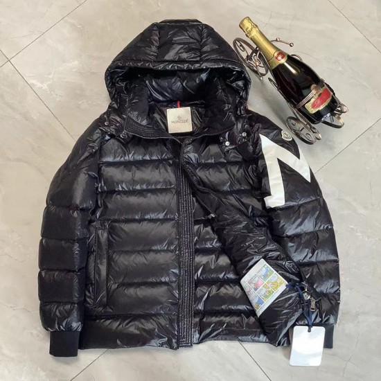 Moncler Saulx Short Down Jacket