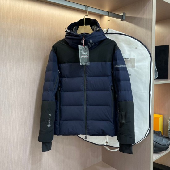 Moncler M060