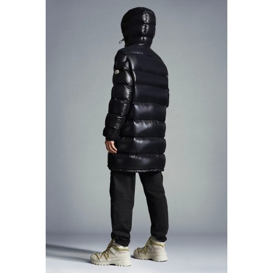 Moncler M067