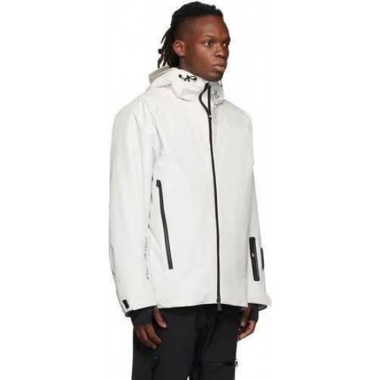 Moncler M066