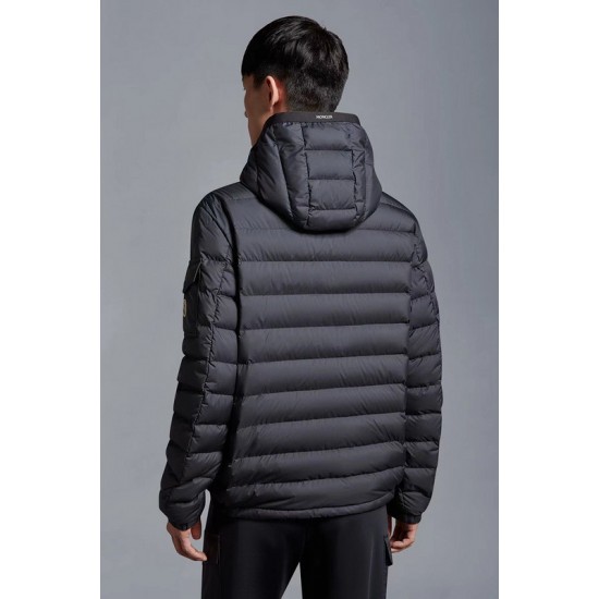 Moncler M020