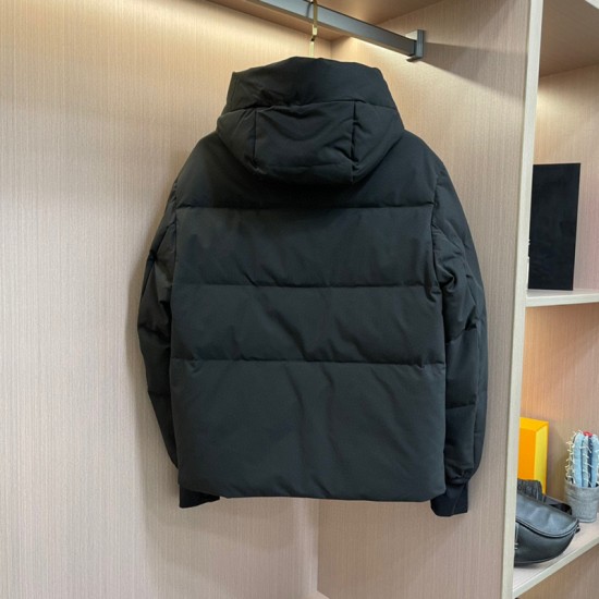 Moncler M051