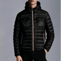 Moncler M017