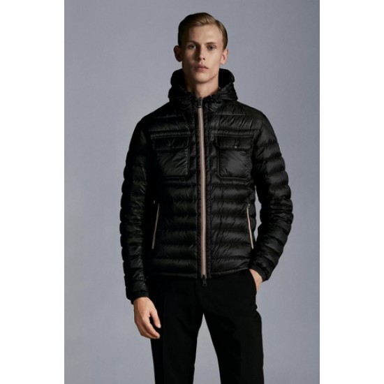 Moncler M017