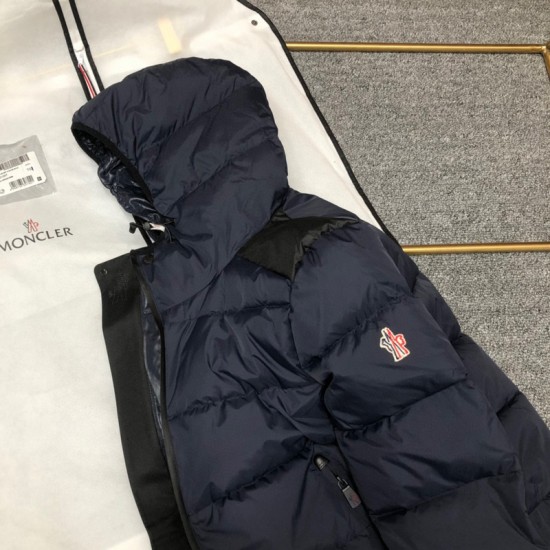 Moncler M007