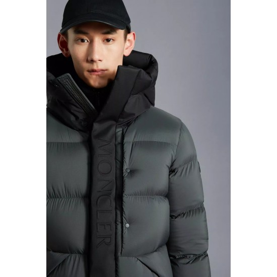 Moncler Madeira Short Down Jacket