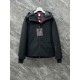 Moncler M066