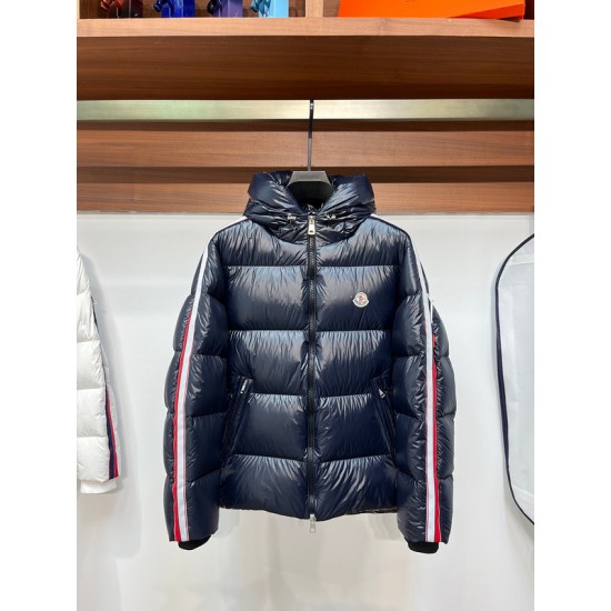 Moncler M019