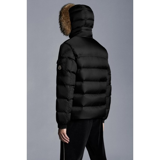 MONCLER Marque