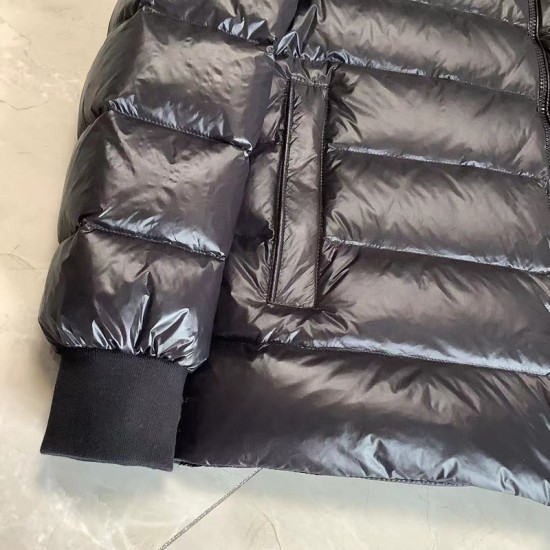 Moncler Saulx Short Down Jacket