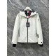 Moncler M066