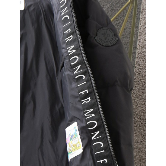 Moncler M032