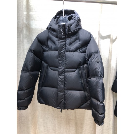 Moncler Jarama