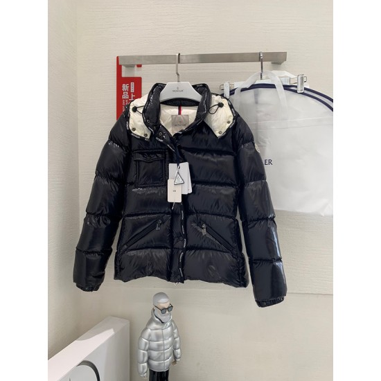 Moncler M008