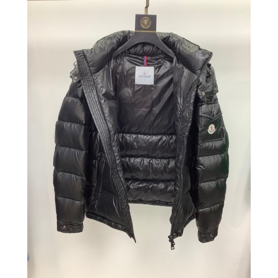 Moncler M045