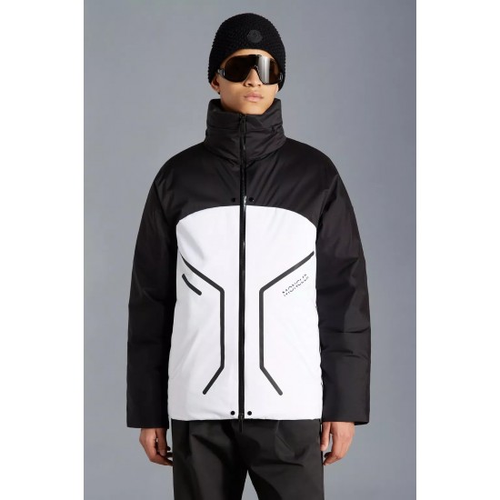 Moncler Barcena Short Down Jacket