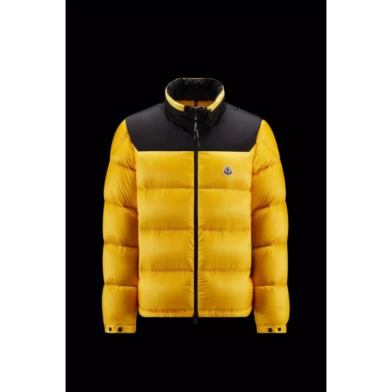 Moncler Peuplier Short Down Jacket