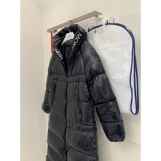 Moncler M077