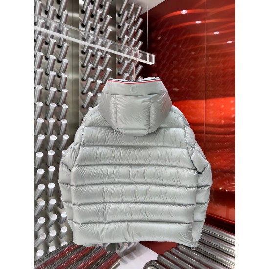 Moncler Pavin Short Down Jacket