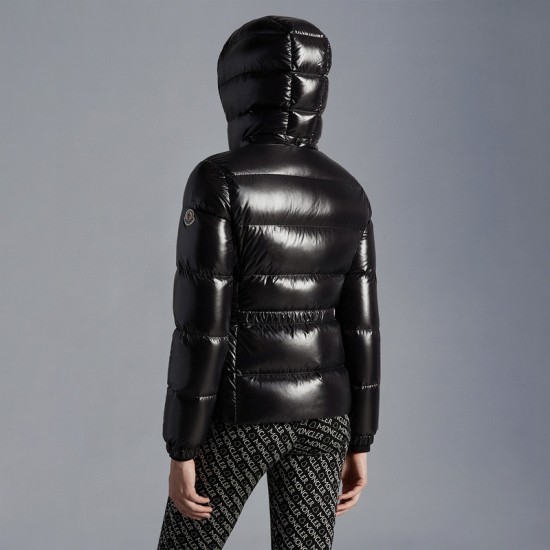 Moncler M008