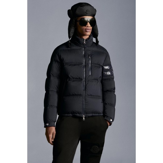 MONCLER  Delaume