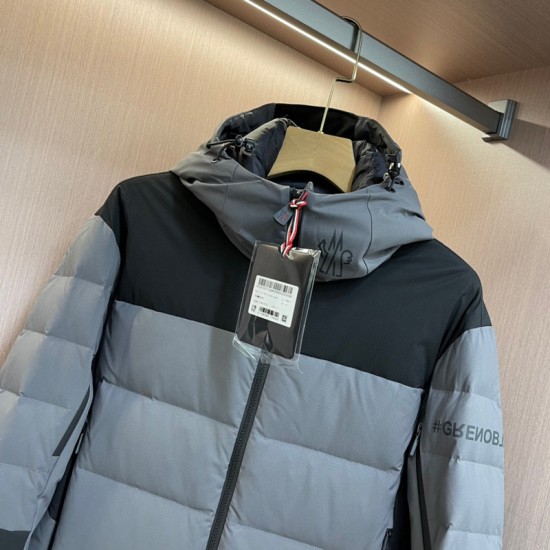 Moncler M060