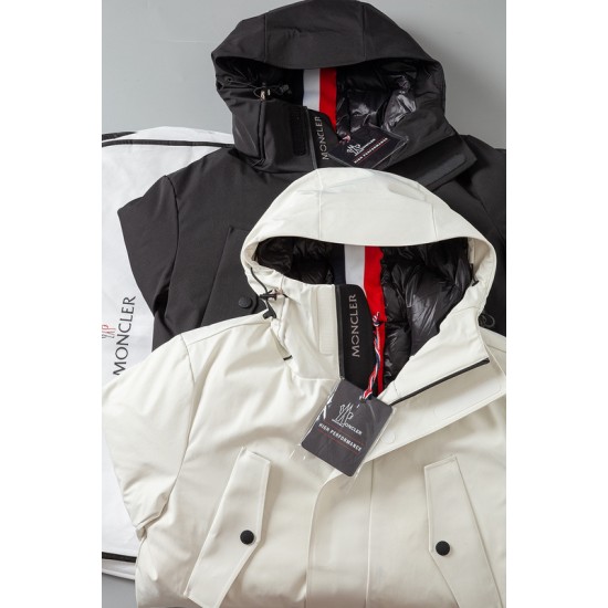 Moncler M027