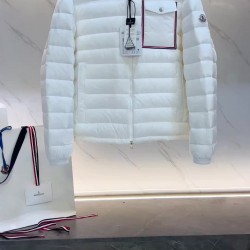 Moncler Lihou