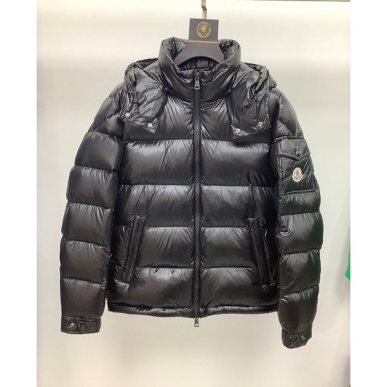 Moncler M045