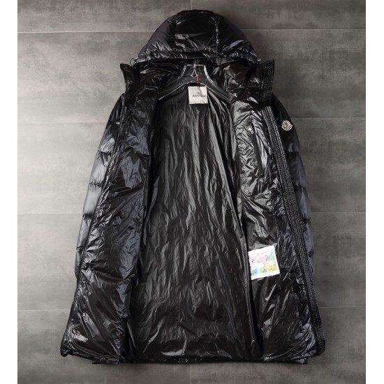 Moncler M067