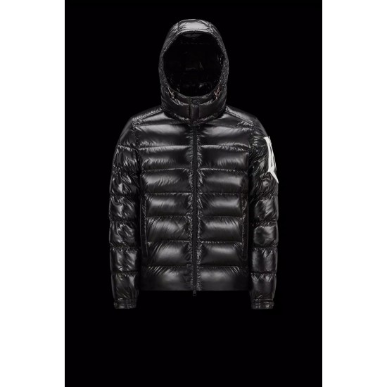 Moncler Saulx Short Down Jacket