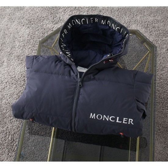 Moncler M032