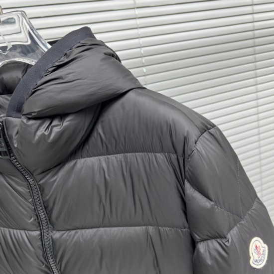 Moncler M016