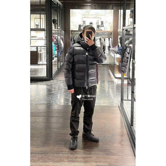 Moncler M061