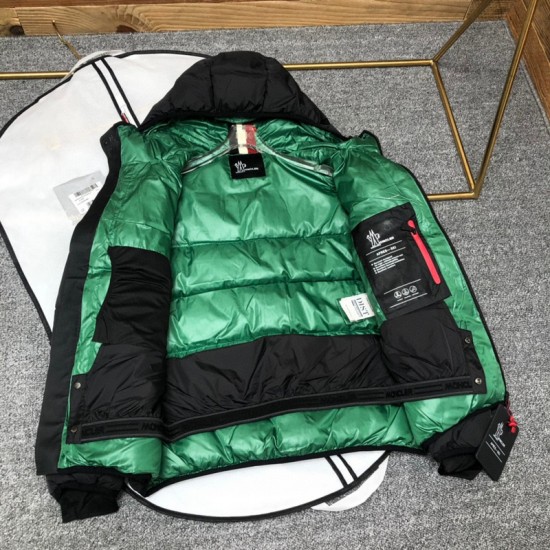 Moncler M007