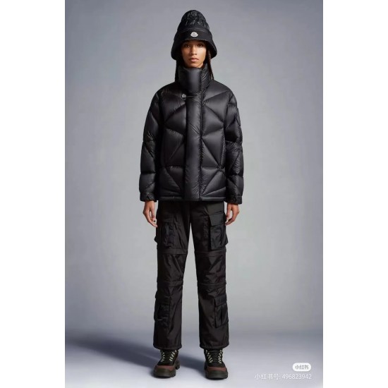 Moncler Oak