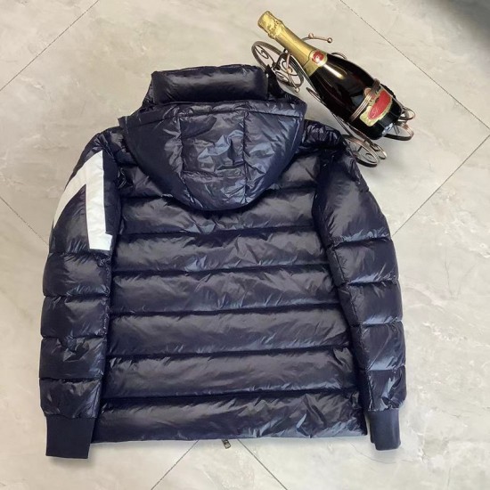 Moncler Saulx Short Down Jacket