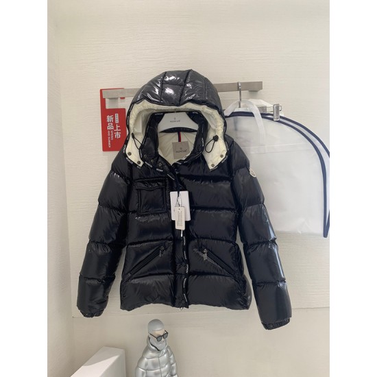 Moncler M008