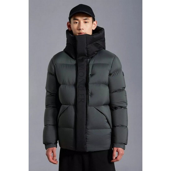 Moncler Madeira Short Down Jacket