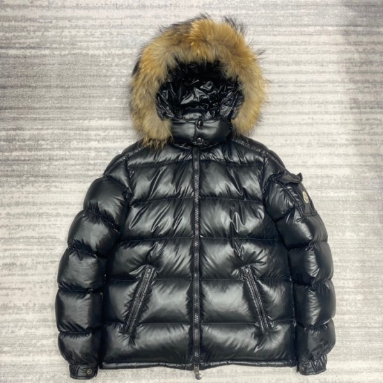 Moncler M011