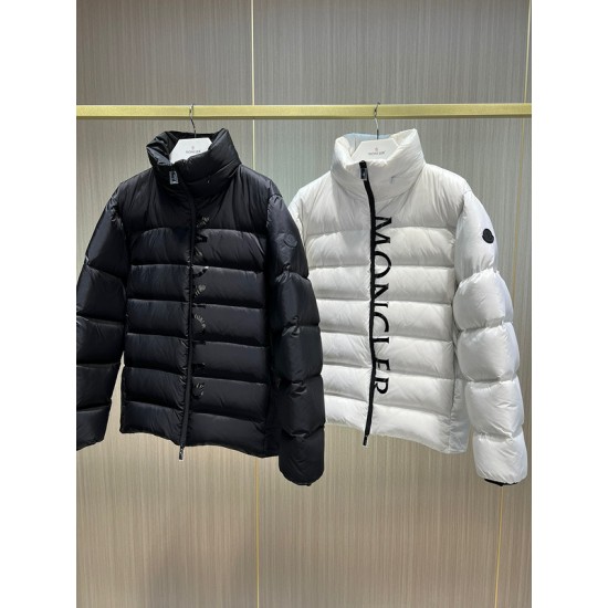 Mocnler Down Jacket M090