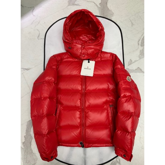 Moncler M015