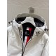 Moncler M053