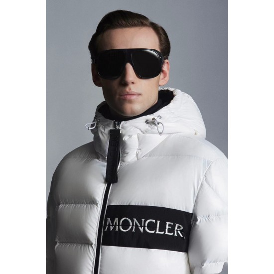 Moncler M067