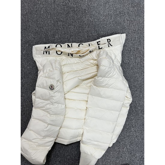 Moncler M025