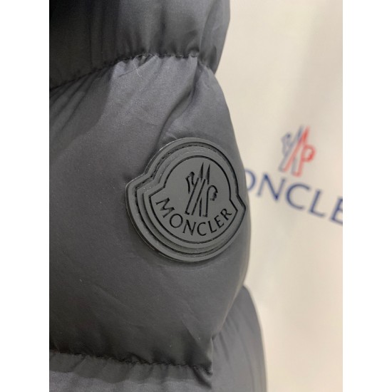 Moncler Ume Short Down Jacket