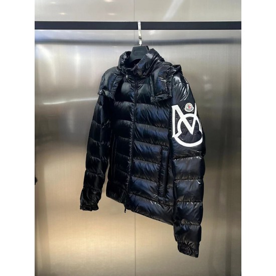 Moncler Saulx Short Down Jacket