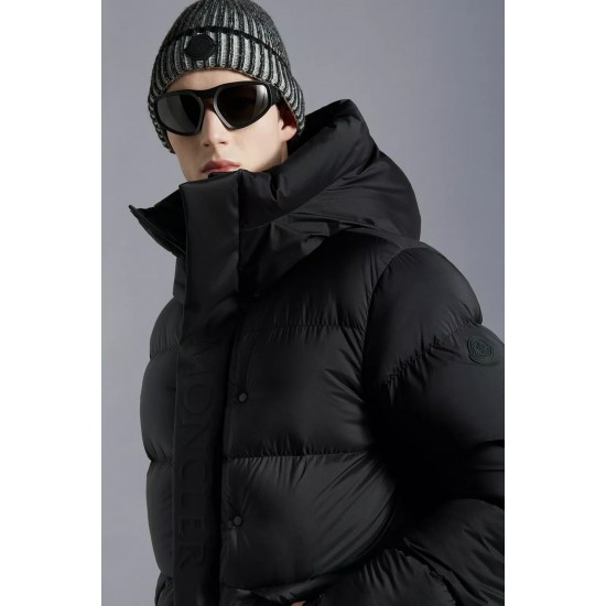 Moncler Madeira Short Down Jacket