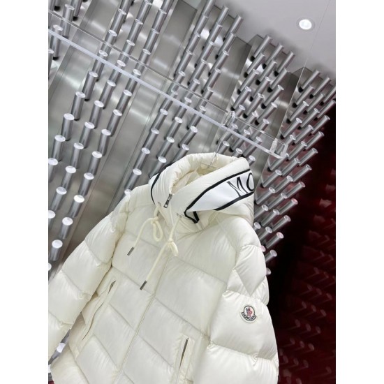 Moncler M021